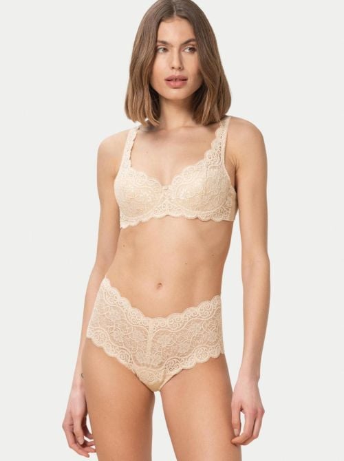 Amourette 300 Maxi, nudo