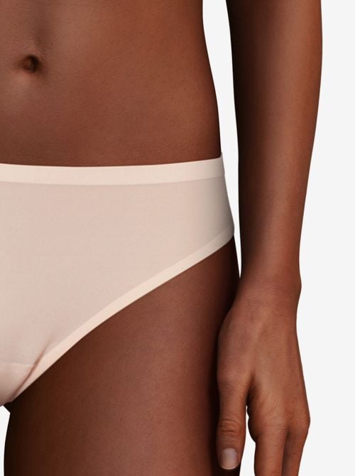 Softstrech one size thong, natural