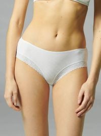 Eugenie Shorty, bianco