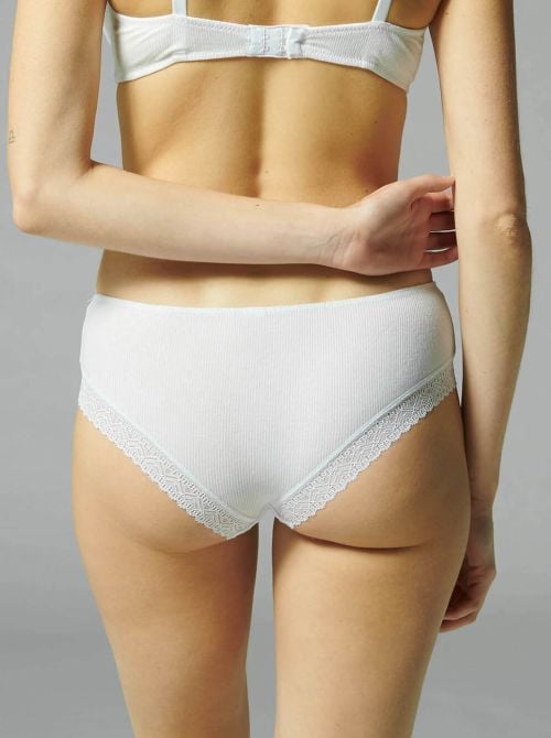 Eugenie Shorty, bianco