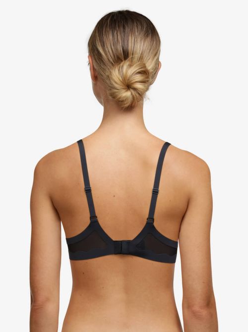 Pure Light Spacer bra with underwire, black