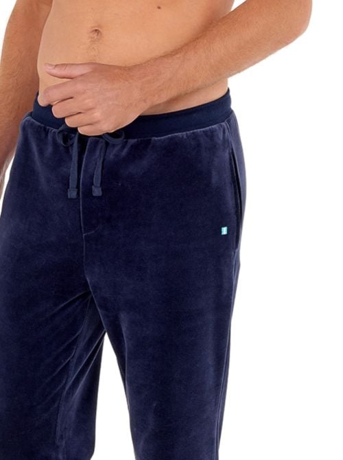 Catane pantaloni tuta