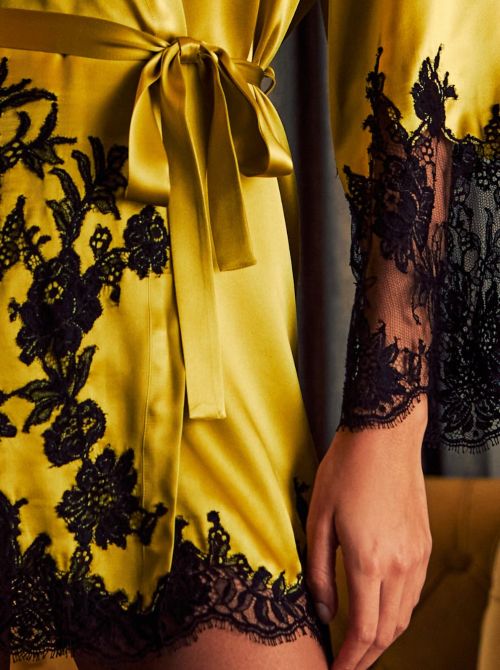 Phenix silk and Calais lace dressing gown MARJOLAINE
