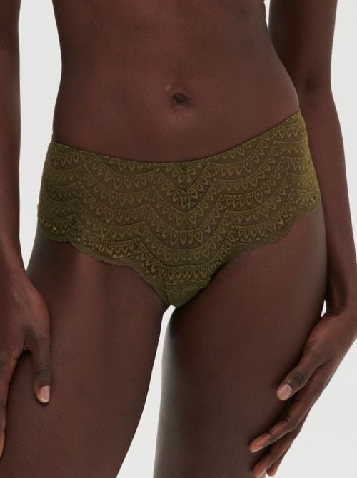 Karma Shorty, vert aventure SIMONE PERELE