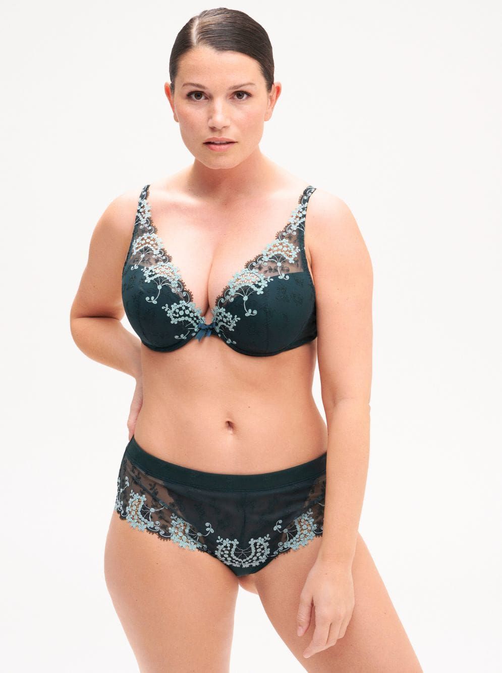 Wish by Simone P r le Triangle push up bra in jaquard satin and