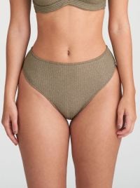 Tinjis slip a vita alta mare, golden olive