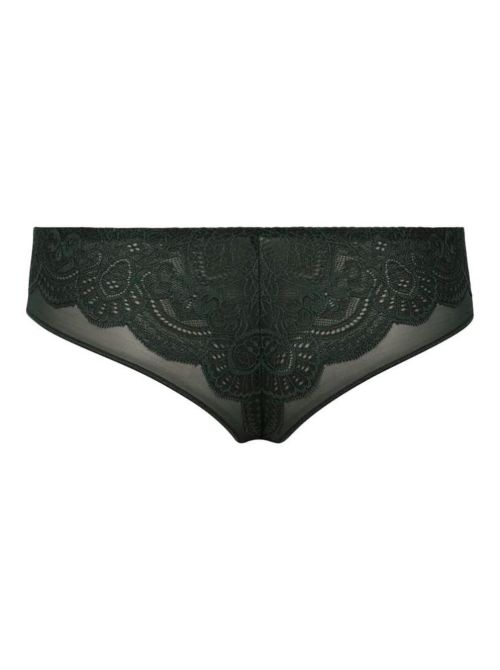 Selma Shorty, jungle