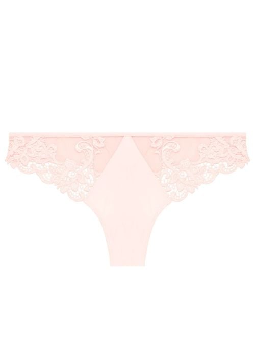 Saga Tanga, rosa tattoo