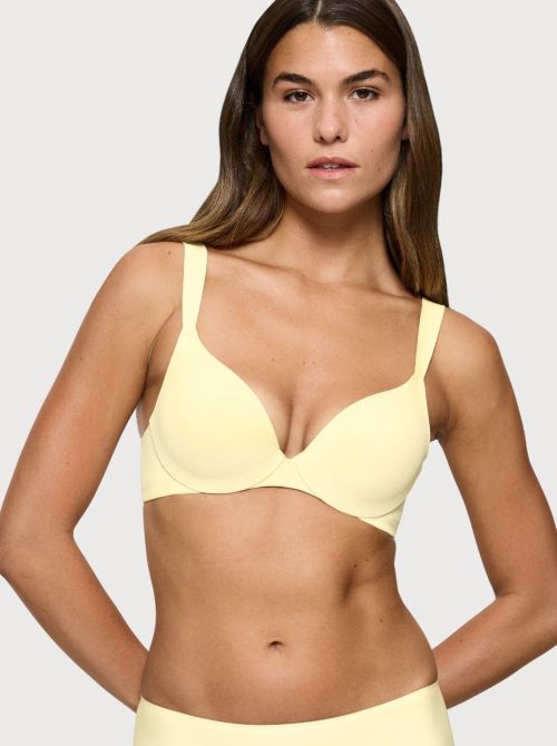 Body Make-Up Illusion Wp, Honey yellow TRIUMPH