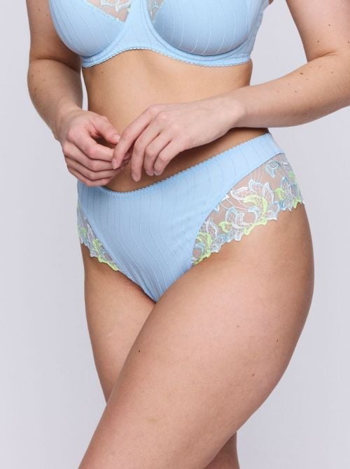Deauville perizoma lussuoso, milky blue PRIMADONNA