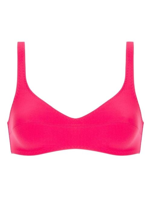 Pretty top per  bikini, lipstick