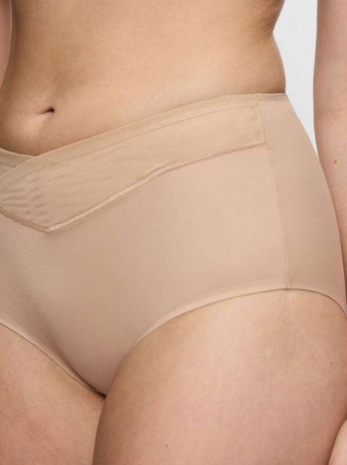 True Shape Sensation Maxi briefs, nude TRIUMPH