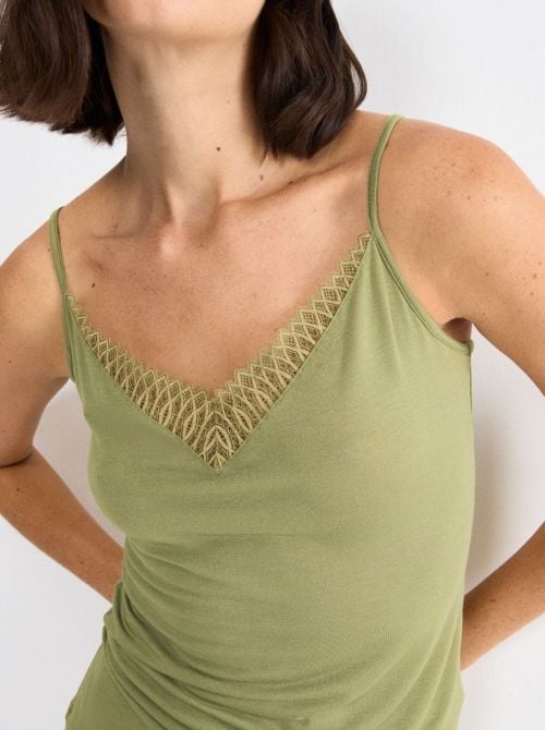 Aura Spotlight Top in Modal e pizzo