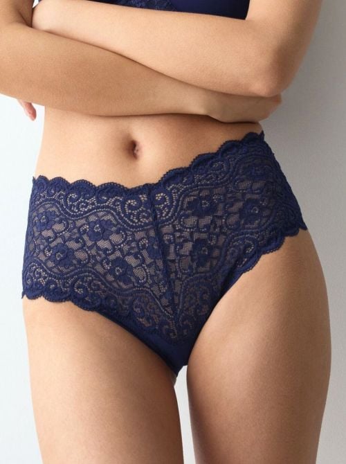 Amourette Maxi, admiral TRIUMPH