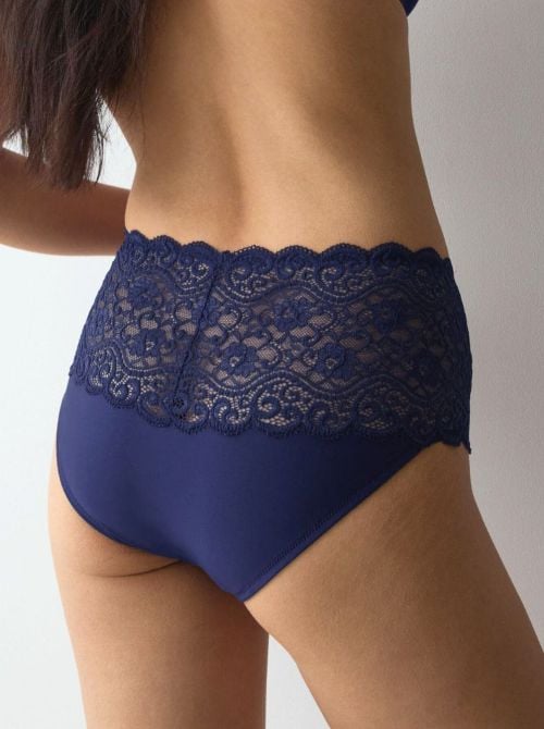 Amourette Maxi, admiral