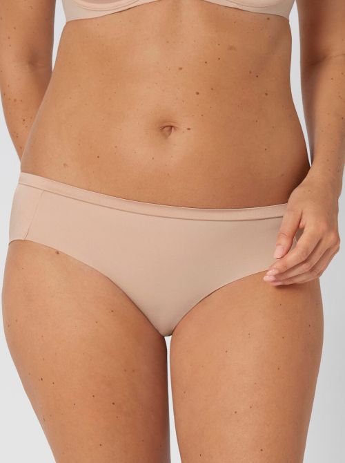 Body Make Up Soft Touch Hipster, beige TRIUMPH