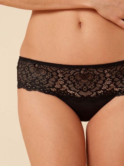 Caresse 12A630 Shorty, nero