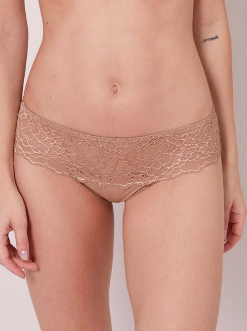 Caresse 12A630 Shorty, preppy nude