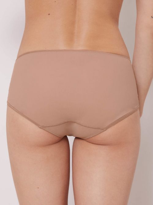 Caresse 12A770 Slip a vita alta, preppy nude