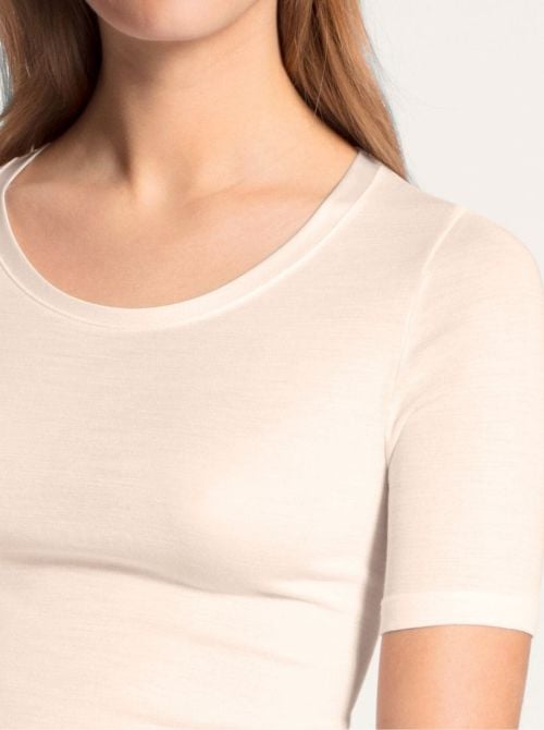 True Confidence maglia a manica corta lana e seta, crema CALIDA