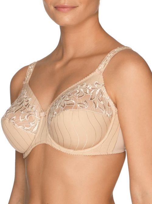 Deauville Comfort bra with underwire, nude