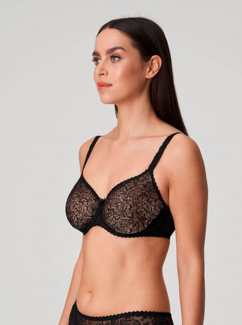 Alara Preformed bra, black