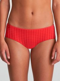 Avero shorts, scarlet