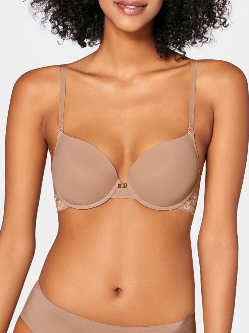 Lovely micro WHUM push-up, nudo