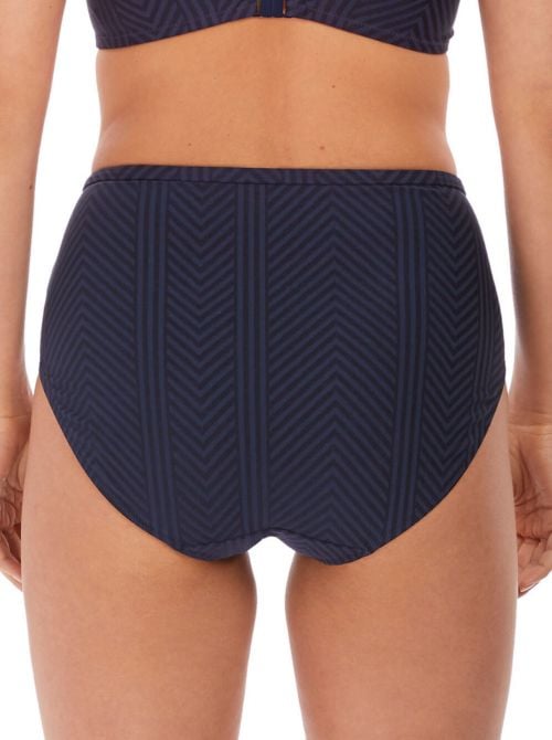 Long Island Slip, blu